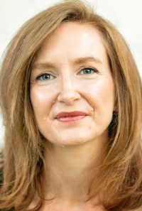 Nancy Reddy headshot